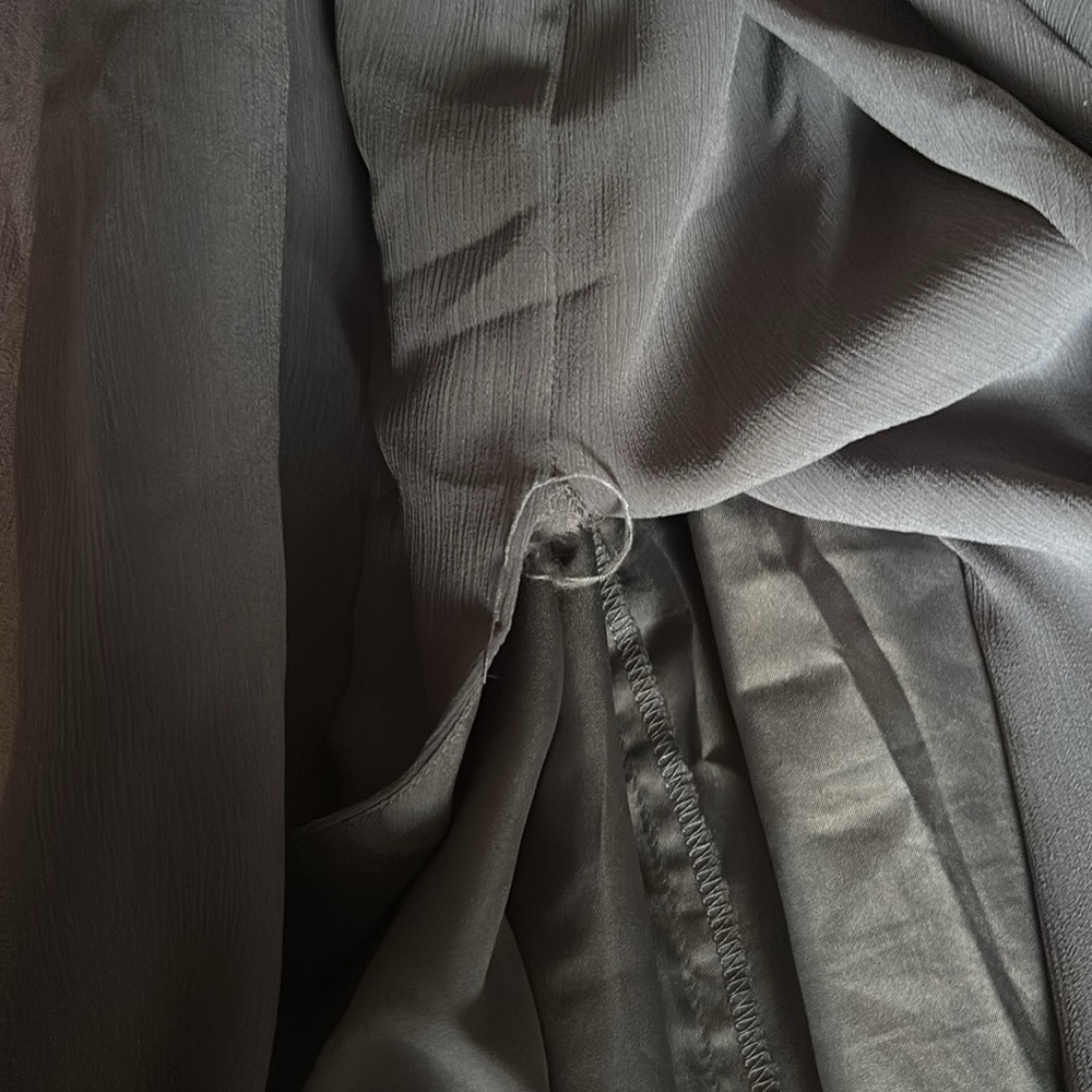 Watters & Watters Beautiful Gray Bridesmaid Dress, Size 15, Cups Sewed In - Picture 11 of 11